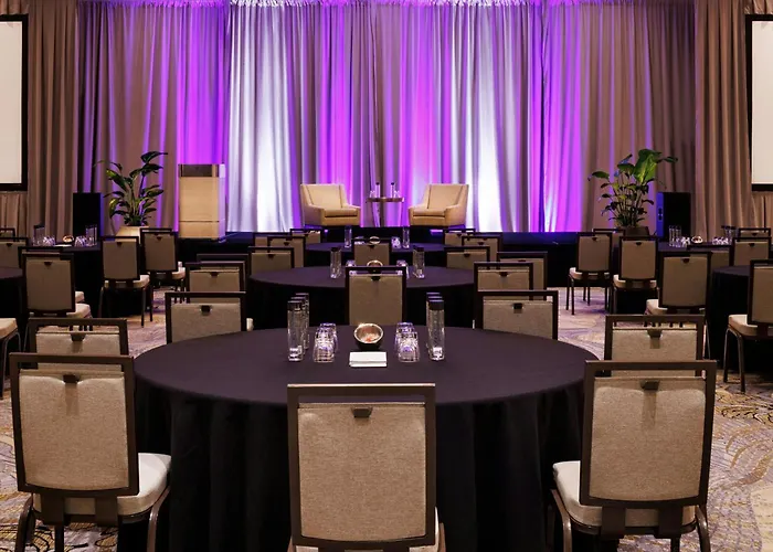 Jw Marriott Minneapolis Mall Of America 4*
