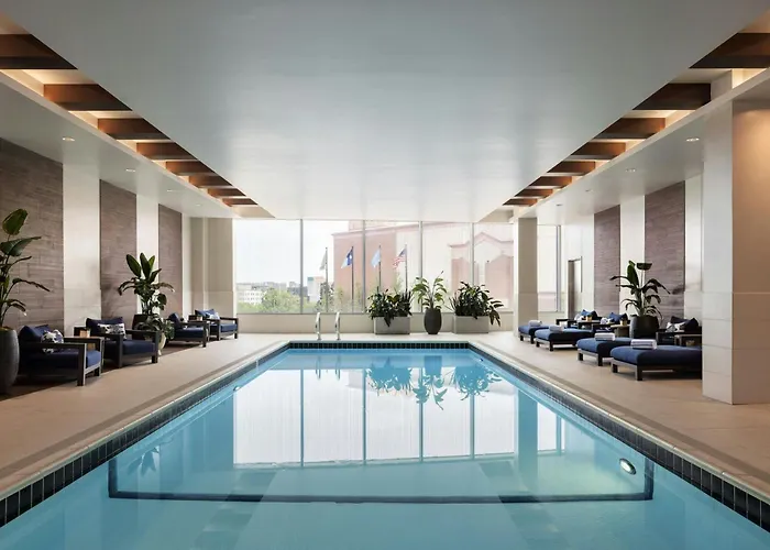 Jw Marriott Minneapolis Mall Of America 4*