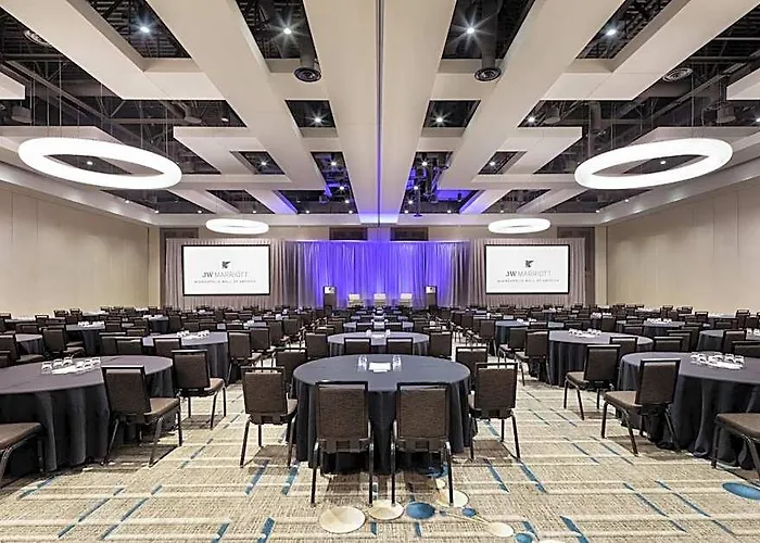 Hotel Jw Marriott Minneapolis Mall Of America 4*